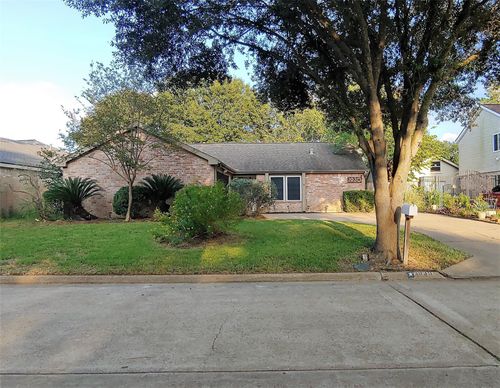 1930 Pepperwood Ln, Houston, TX, 77084-4539 | Card Image