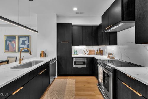 304-512 Gordon St, Durham, NC, 27701-4781 | Card Image