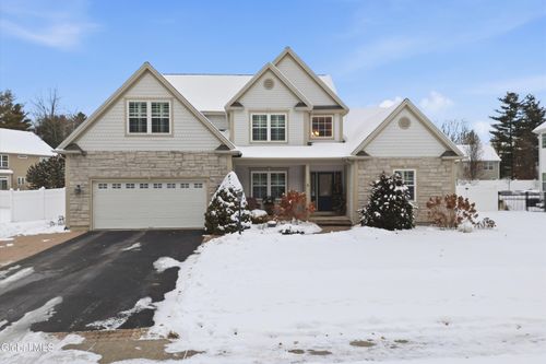 5 Westbury Dr, Saratoga Springs, NY, 12866-9126 | Card Image