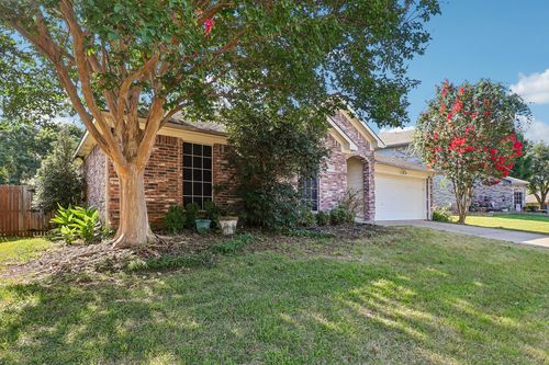 5609 Saddleback Road, Arlington, TX, 76017 | Card Image