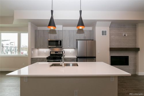 1275 Stuart St, Denver, CO, 80204-1241 | Card Image