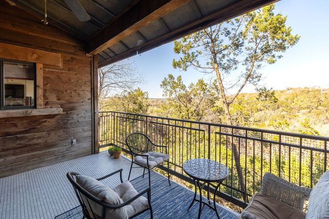 View of canyon/greenbelt | Image 9