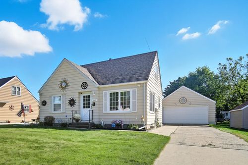 1800 3rd Ave Ne, Austin, MN, 55912-4516 | Card Image