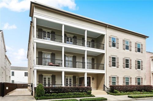 101-1633 1st St, New Orleans, LA, 70130-5856 | Card Image