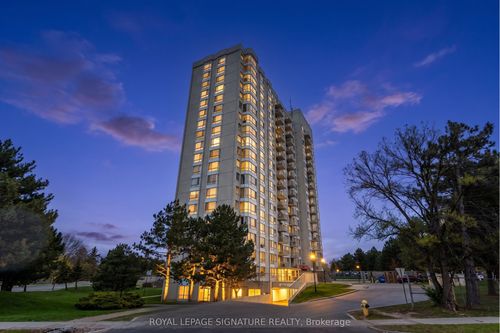2304-3390 Weston Rd, North York, ON, M9M2X3 | Card Image