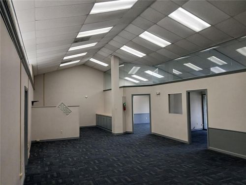 510-500 Mariners Plaza Dr, Mandeville, LA, 70448-6821 | Card Image