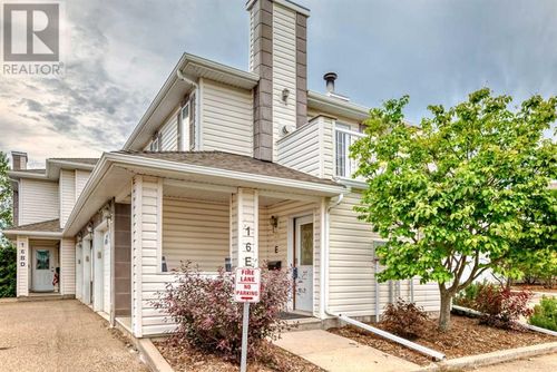 34a-32 Daines Ave, Red Deer, AB, T4R2Z5 | Card Image