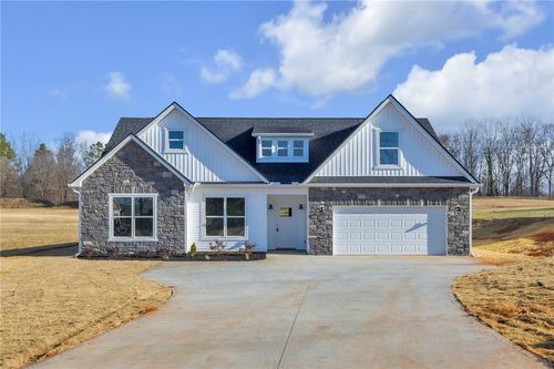 2009 Aberdeen Ln, Walhalla, SC, 29691-3601 | Card Image