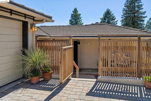 98 Fairlawn Dr, Berkeley, CA, 94708-2106 | Card Image