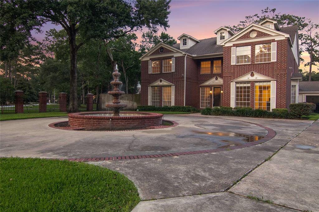 Shady Ln, Houston, TX 77063