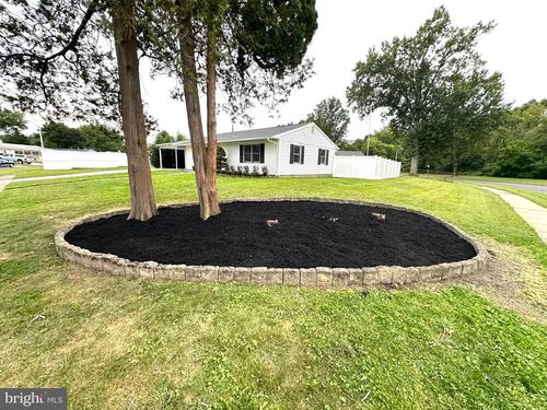 49 Openwood Ln, Levittown, PA, 19055-1513 | Card Image