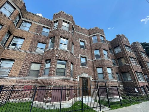 2-7123 S Merrill Ave, Chicago, IL, 60649-6332 | Card Image