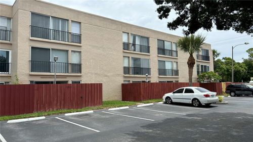 apt-210-2763 Woodgate Ln, SARASOTA, FL, 34231-6468 | Card Image