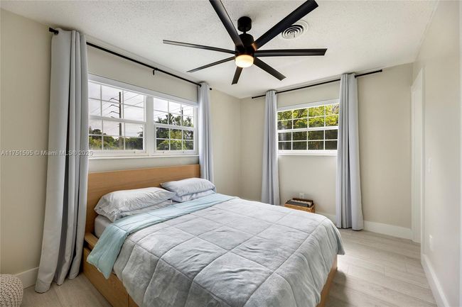1970 Sw 115 Th Ave, House other with 4 bedrooms, 3 bathrooms and null parking in Davie FL | Image 19