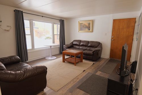 apt-3-10811 S Lloyd Dr, Worth, IL, 60482-1561 | Card Image