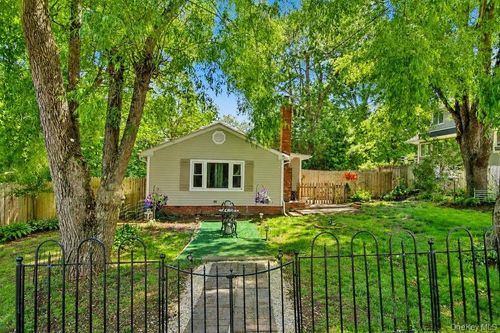 4 Jerome Dr, Patterson, NY, 12563-2018 | Card Image