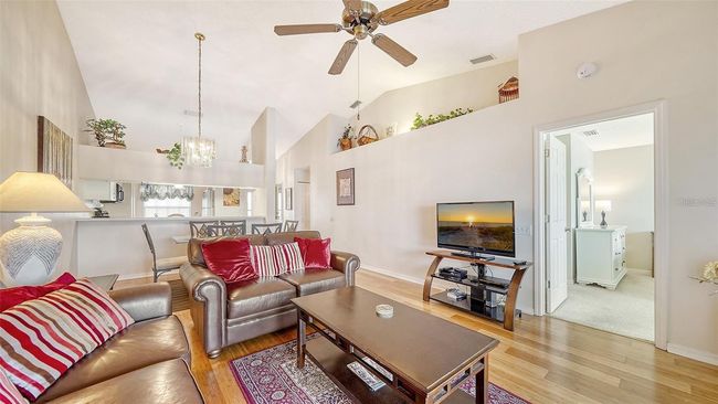APT-202 - 4211 Caddie Dr E, Condo with 2 bedrooms, 2 bathrooms and null parking in BRADENTON FL | Image 7