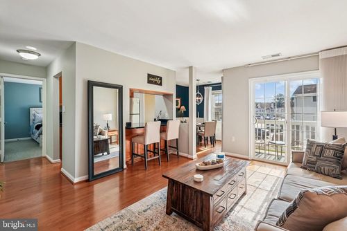 unit-3-116 Westwick Ct, STERLING, VA, 20165-6120 | Card Image