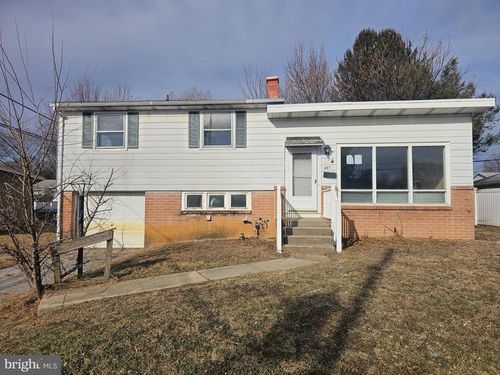 407 E Elm St, LEBANON, PA, 17042-7629 | Card Image