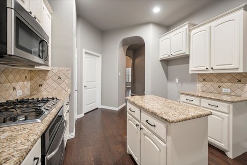 125 Mineral Point Dr, Aledo, TX, 76008-1430 | Card Image