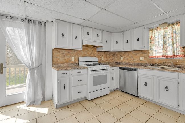 1st Fl. Apt. | Image 7