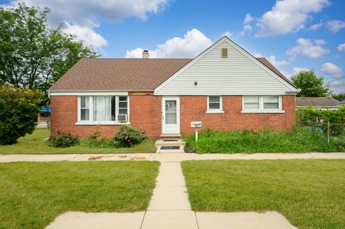 8928 Grand Ave, River Grove, IL, 60171-1340 | Card Image