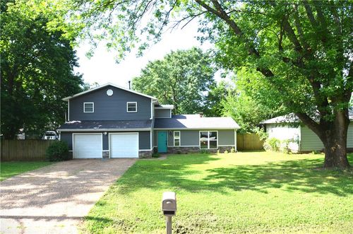 93 Old Depot Rd, Farmington, AR, 72730-2932 | Card Image