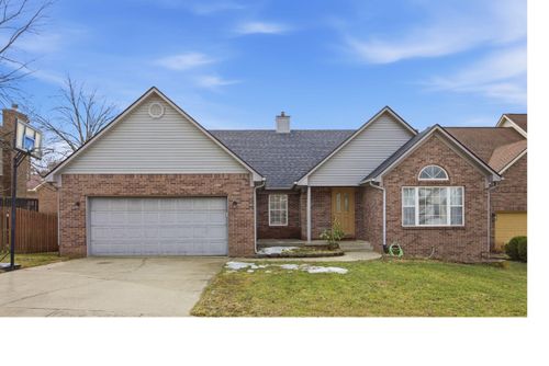 3712 Maple Ridge Cir, Lexington, KY, 40509-1949 | Card Image