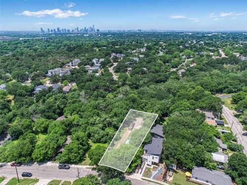 1140 Eleanor St, Austin, TX, 78721-2116 | Card Image