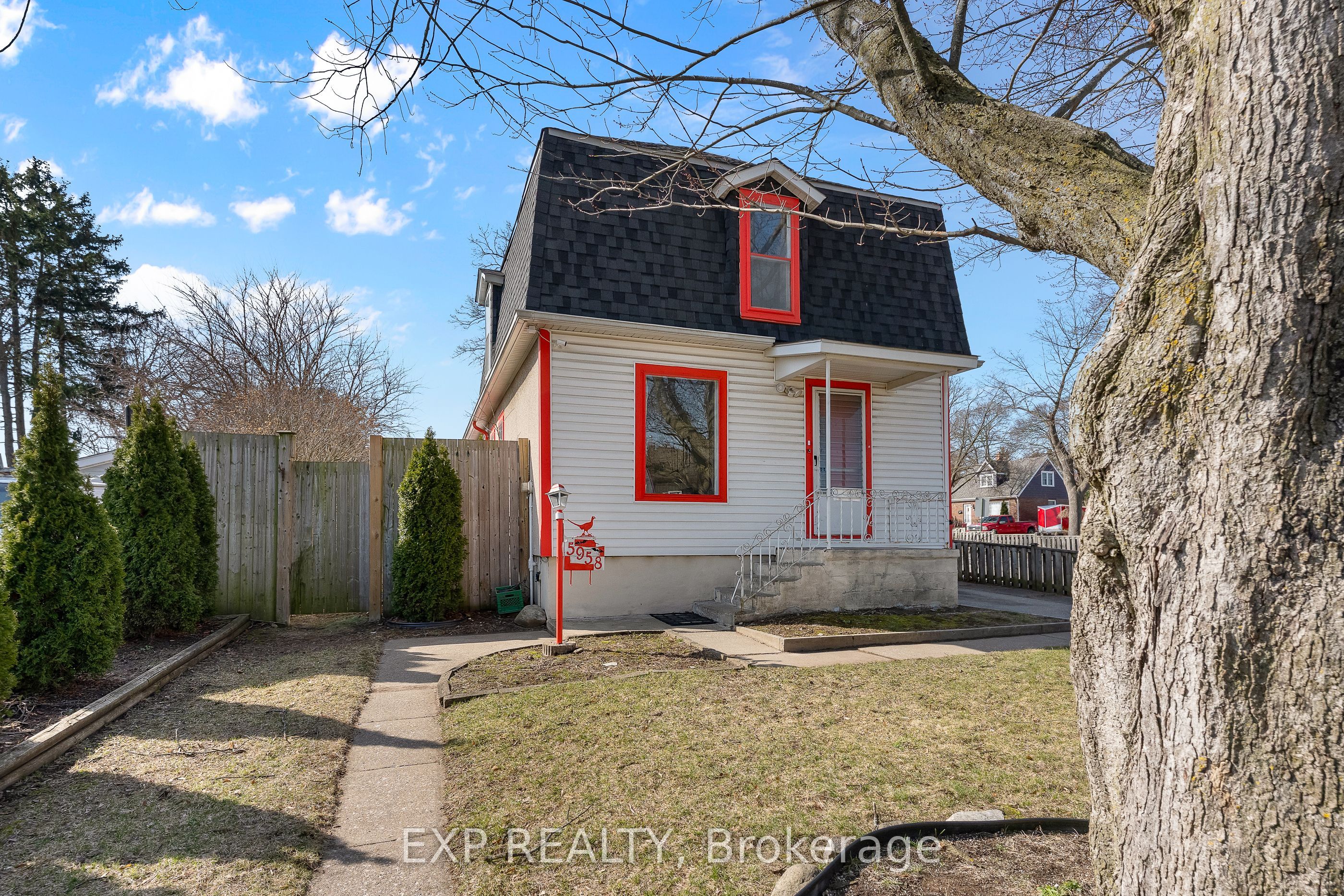 Residential in Niagara Falls 2