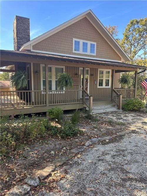 8049 Hillside Ave, Holiday Island, AR, 72631-4303 | Card Image