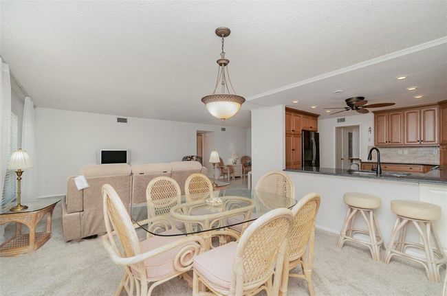 Dining area | Image 13