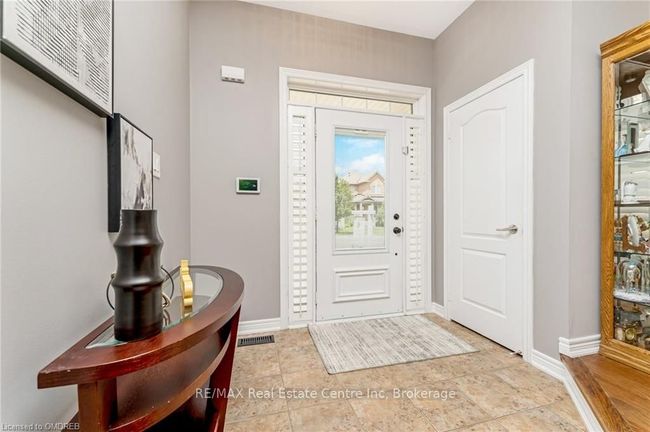 344 Landsborough Ave, House attached with 3 bedrooms, 4 bathrooms and 2 parking in Milton ON | Image 7
