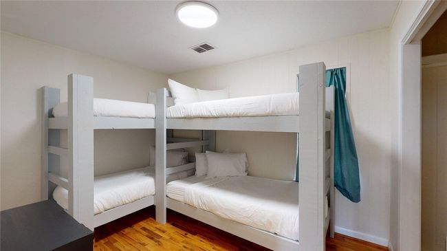 Unit D | Image 32
