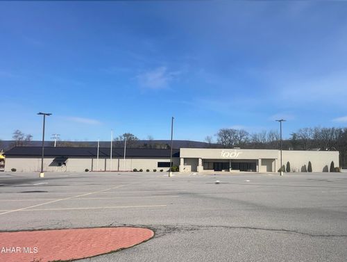 431 E 25th Ave, Altoona, PA, 16601-4029 | Card Image