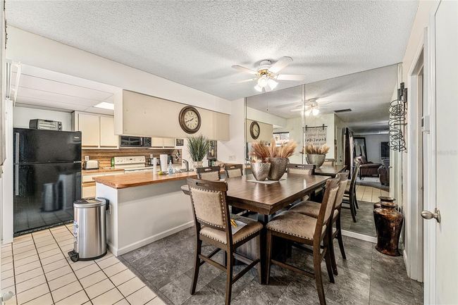 2920 Poplar Ave, Townhouse with 2 bedrooms, 3 bathrooms and null parking in LEESBURG FL | Image 8