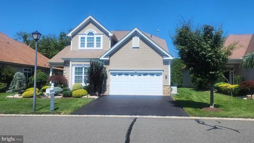 15 Monarch Rd, Monroe Twp, NJ, 08831-7924 | Card Image