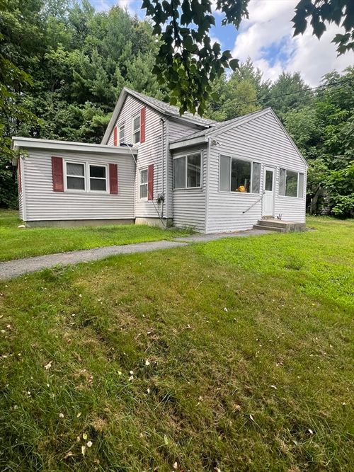 1825 Quaker St, Northbridge, MA, 01534-1240 | Card Image