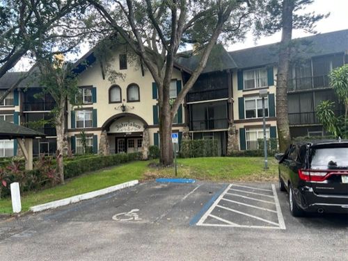 1t-3720 Inverrary Dr, LAUDERHILL, FL, 33319-5145 | Card Image