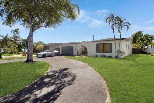 8544 Long Acre Dr, Miramar, FL, 33025-2818 | Card Image