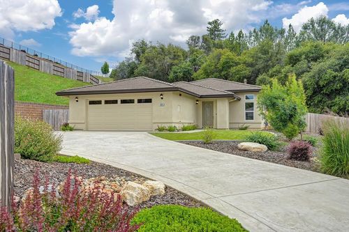 1814 Goldstone Ave, Jackson, CA, 95642-2687 | Card Image