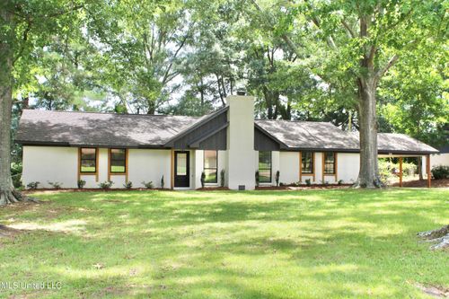 505 12th Ave Se, Magee, MS, 39111-3828 | Card Image