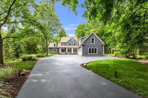 7596 Clear Creek Ct, Blacklick, OH, 43004-9121 | Card Image