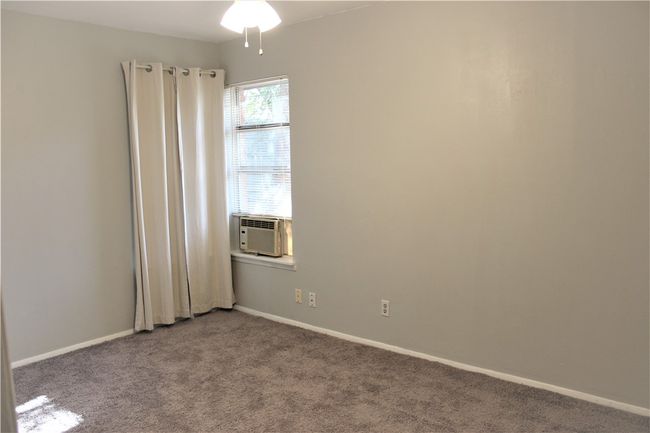 2303 Towbridge Cir, House other with 3 bedrooms, 2 bathrooms and null parking in Austin TX | Image 11
