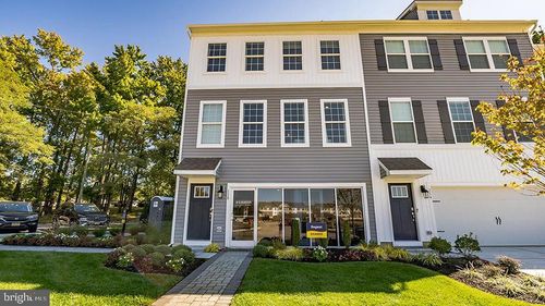 1132 Meadowlark Dr, FOGELSVILLE, PA, 18051-1736 | Card Image