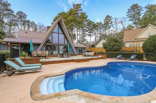 106 Honeysuckle Ln Ne, Milledgeville, GA, 31061-8723 | Card Image