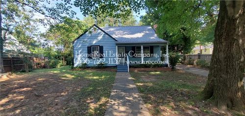 310 Forty Foot St, Winston Salem, NC, 27105-2061 | Card Image