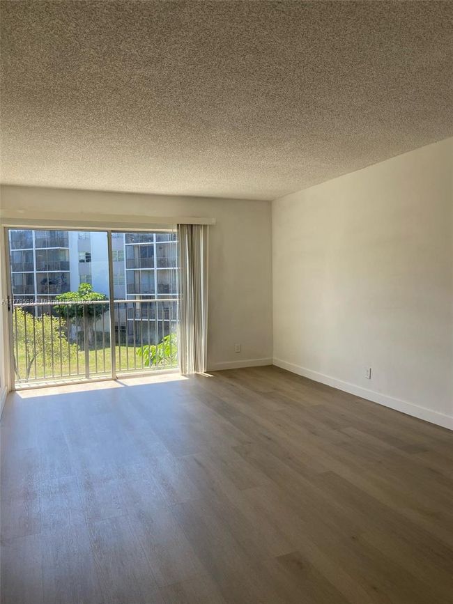APT-305 - 8740 N Sherman Cir, Condo with 2 bedrooms, 2 bathrooms and null parking in Miramar FL | Image 16