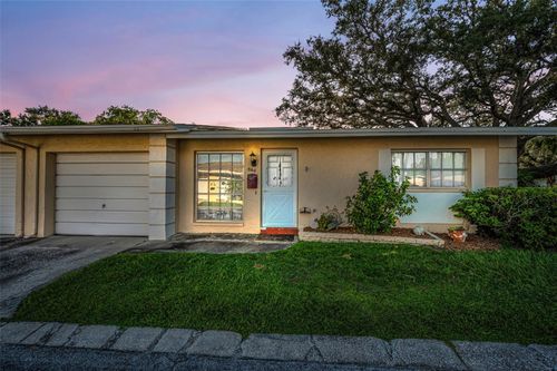 864 Oxford Ct, DUNEDIN, FL, 34698-6113 | Card Image
