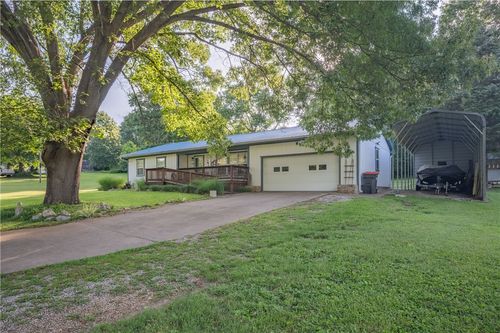 350 Glenwood Cir, Cassville, MO, 65625-4105 | Card Image